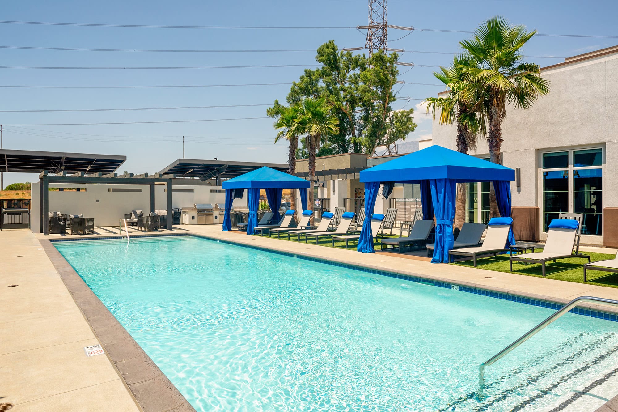 Resort-Style Pool & Spa